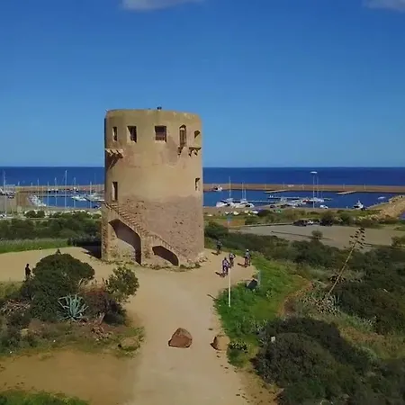Porto Corallo Vista Mare 펜션 빌라푸주