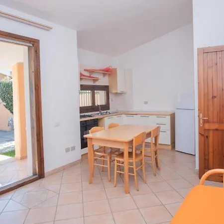 Porto Corallo Vista Mare Casa de Férias *