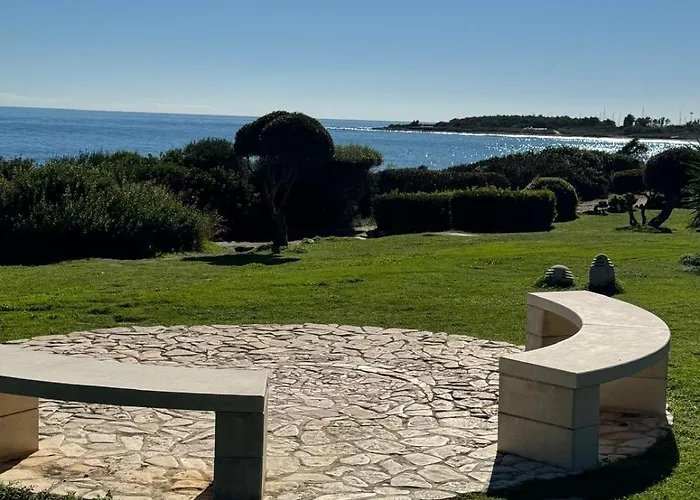 Porto Corallo Vista Mare Hébergement de vacances *